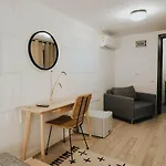 The Pines - Experiment Favelas 4*