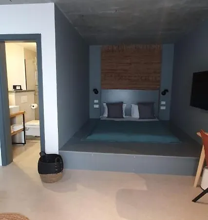Bed & Breakfast The Pines - Experiment Favelas 4*