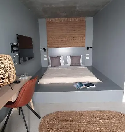 Bed & Breakfast The Pines - Experiment Favelas 4*
