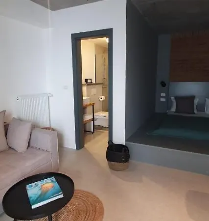 The Pines - Experiment Favelas B&B 4*