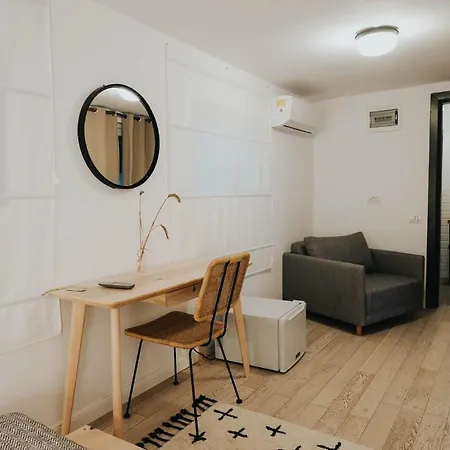 The Pines - Experiment Favelas 4*