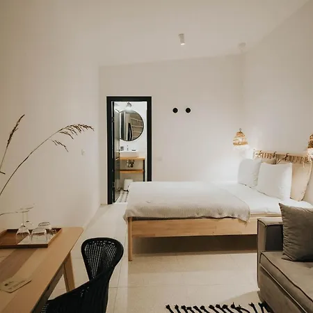 The Pines - Experiment Favelas