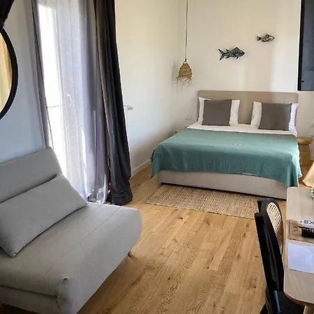 The Pines - Experiment Favelas B&B 4*