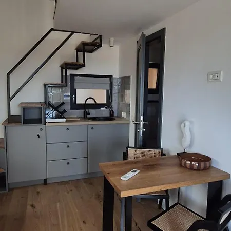 Bed & Breakfast The Pines - Experiment Favelas Vama Veche