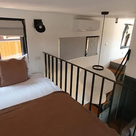 The Pines - Experiment Favelas 4*