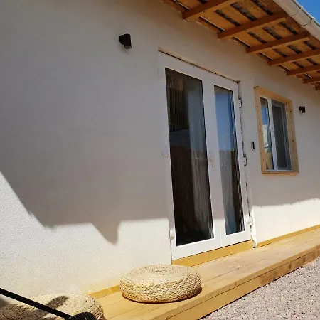 Bed & Breakfast The Pines - Experiment Favelas 4*