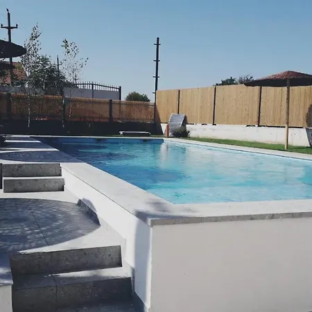 B&B The Pines - Experiment Favelas 4*