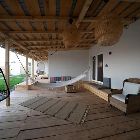 The Pines - Experiment Favelas