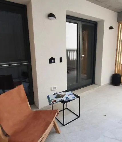 The Pines - Experiment Favelas