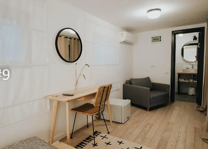 The Pines - Experiment Favelas 4*