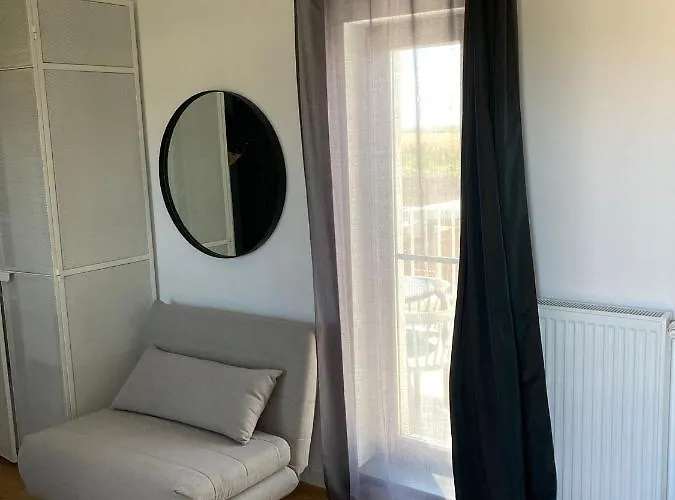 The Pines - Experiment Favelas